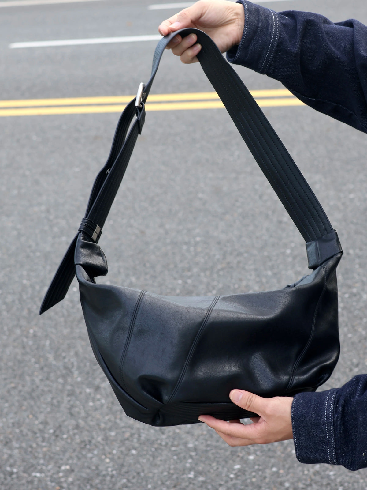 Men's Synthetic Leather Casual Shoulder Crossbody Chest Bag