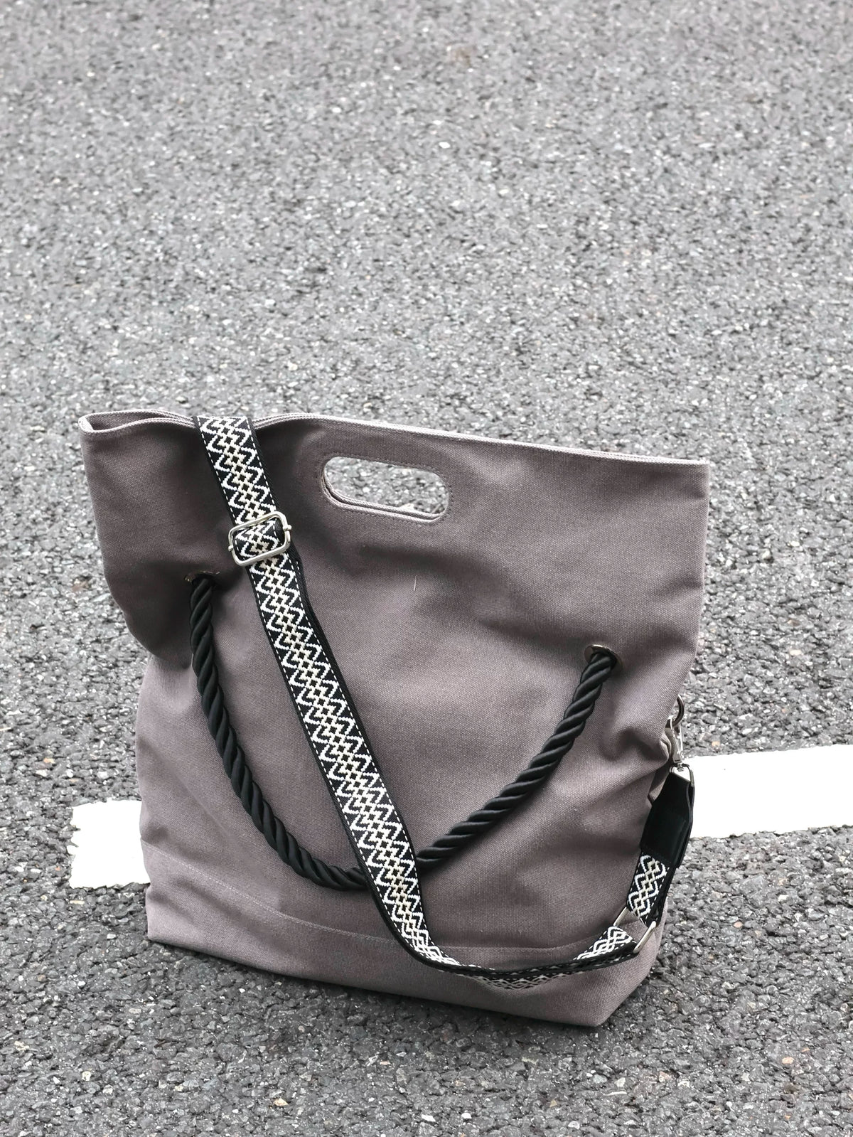 Men's Retro Large Casual Commuter Crossbody Bag
