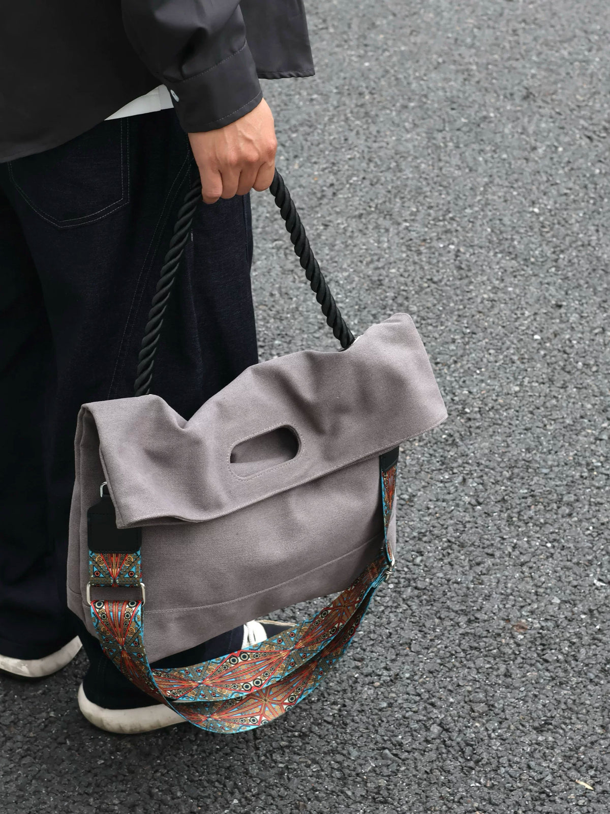Men's Retro Large Casual Commuter Crossbody Bag