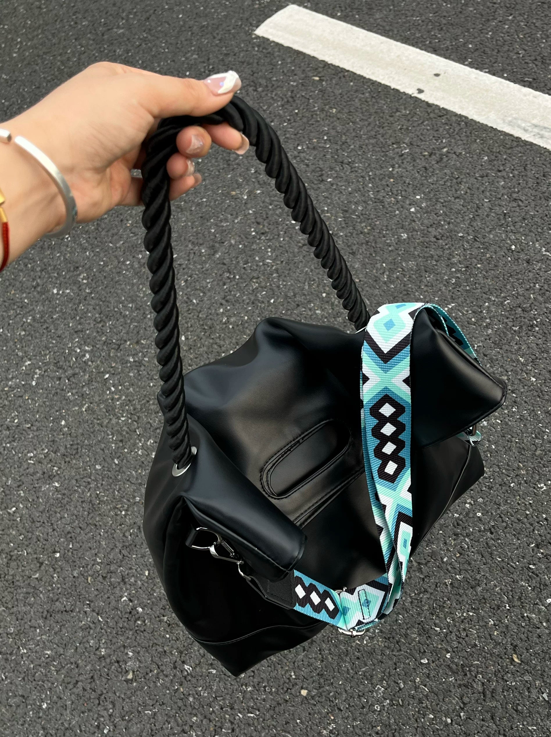 Extra large shoulder bag, sports sports bag, high-end