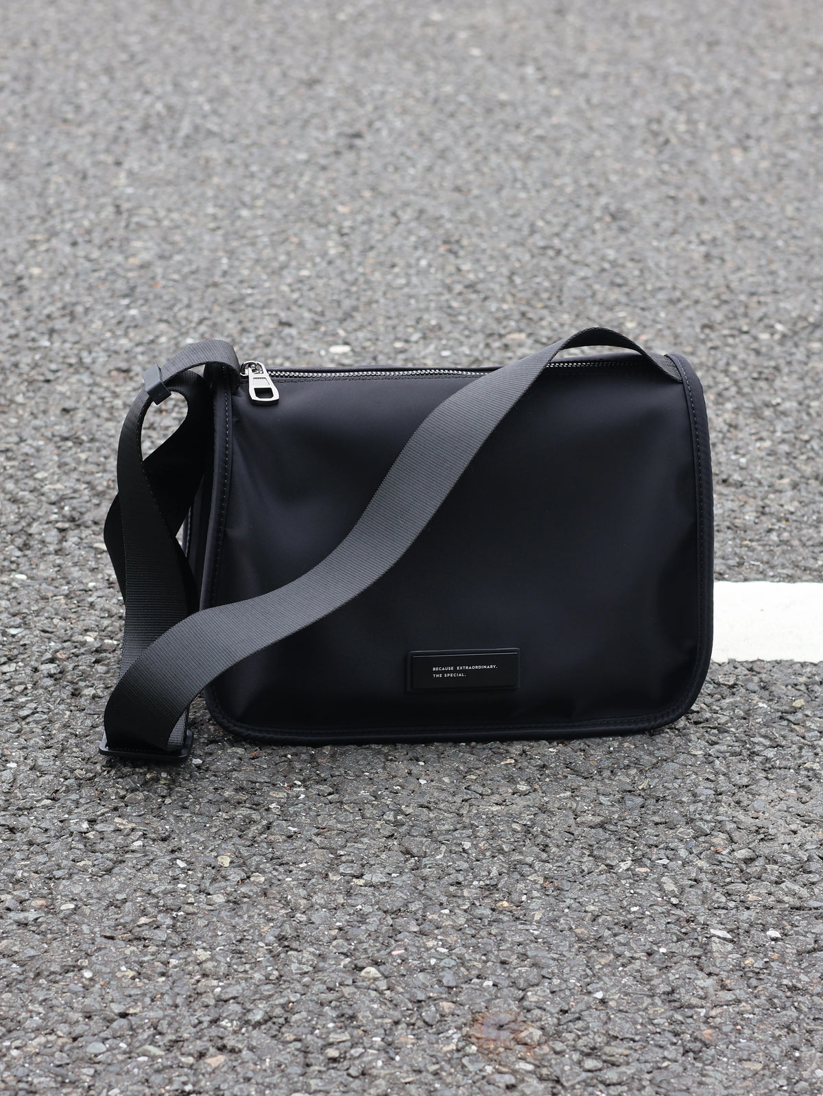 Men's Large Casual Commuter Crossbody Bag