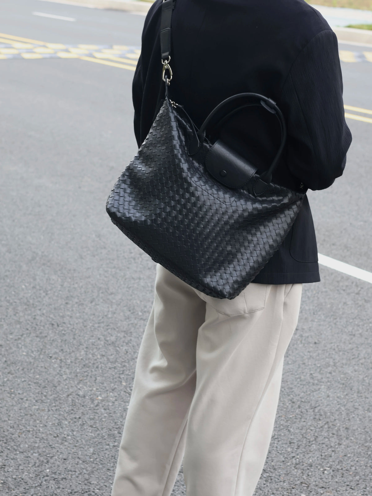 Men's Large Casual Woven Dumpling Crossbody Bag