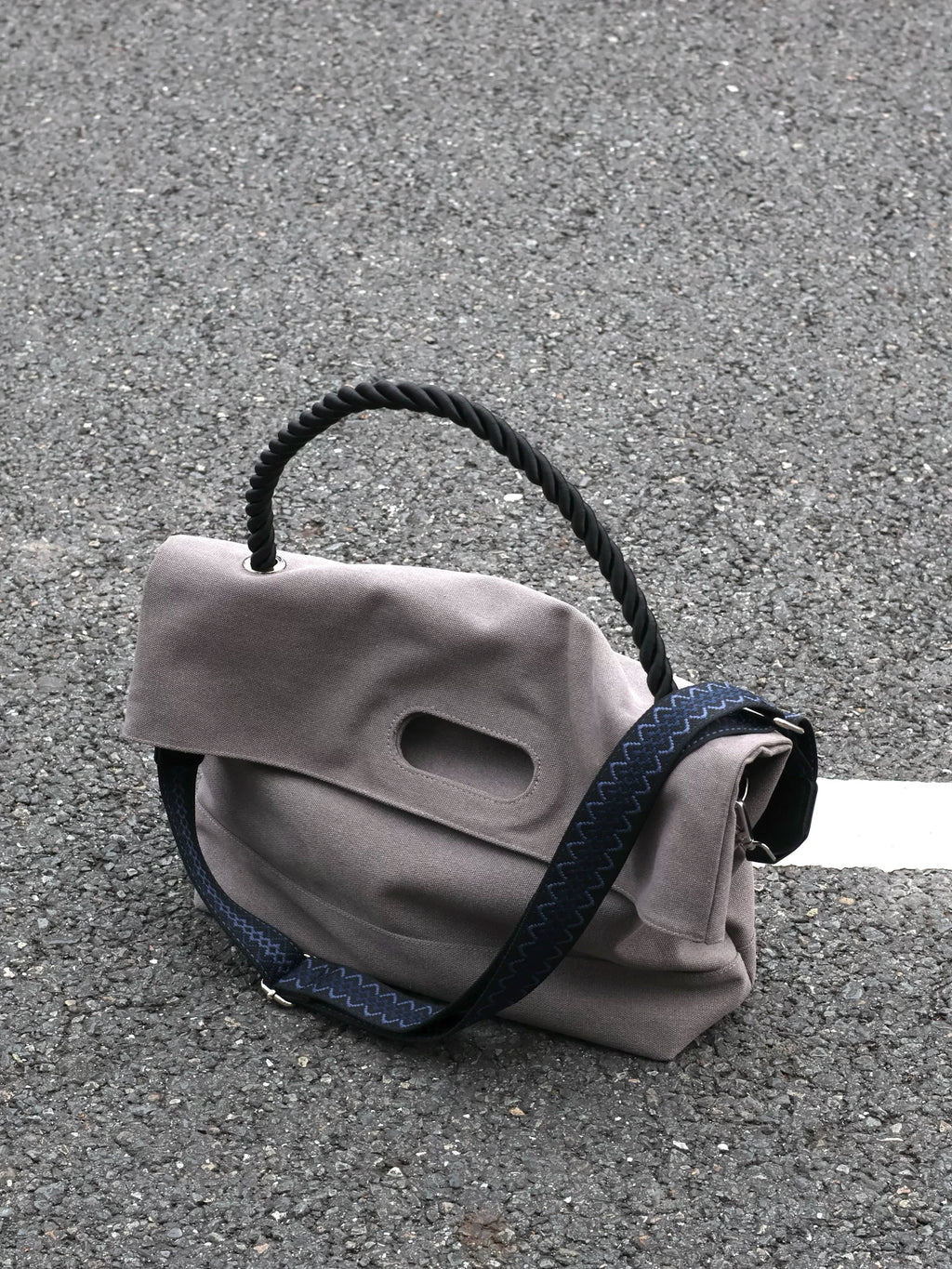 Men's Retro Large Casual Commuter Crossbody Bag