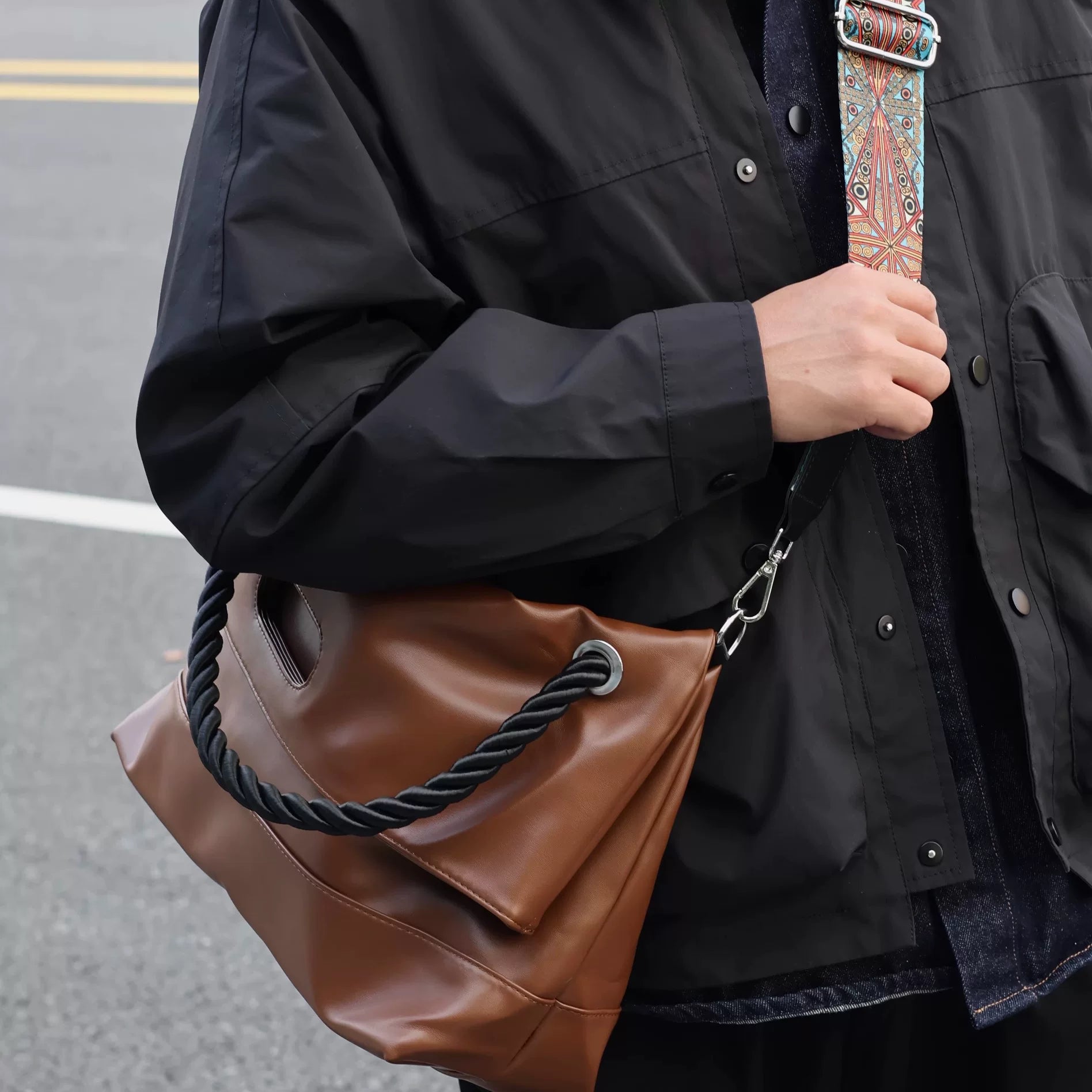 Extra large shoulder bag, sports sports bag, high-end