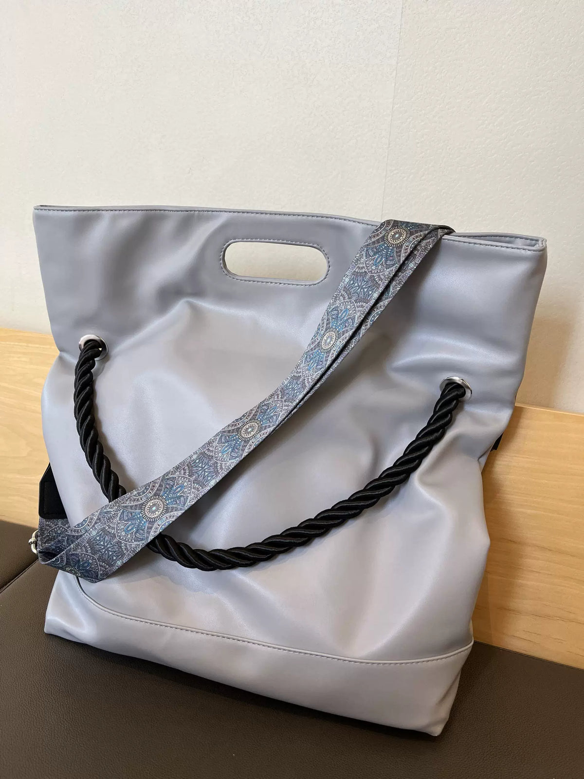 Men's Soft Faux Leather Large Casual Commuter Crossbody Bag