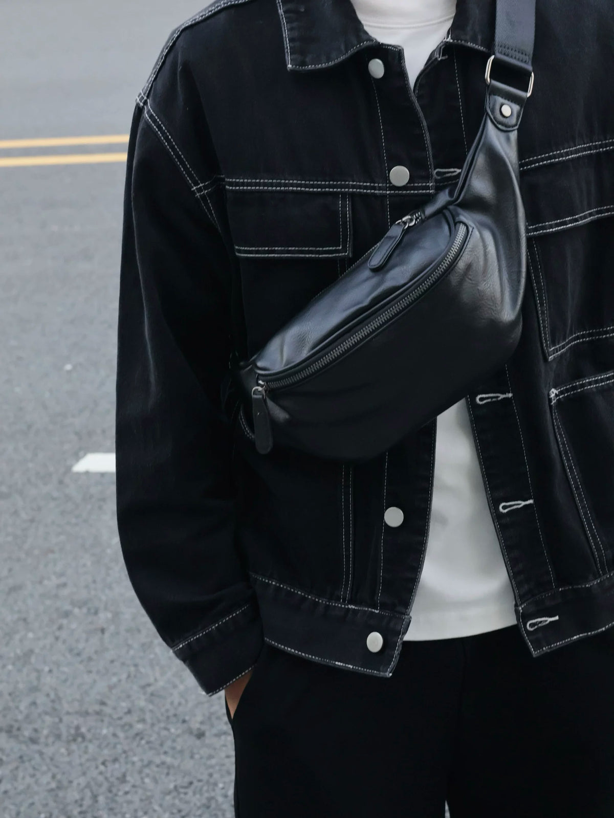 Men's Genuine Leather Casual Shoulder Crossbody Chest Bag
