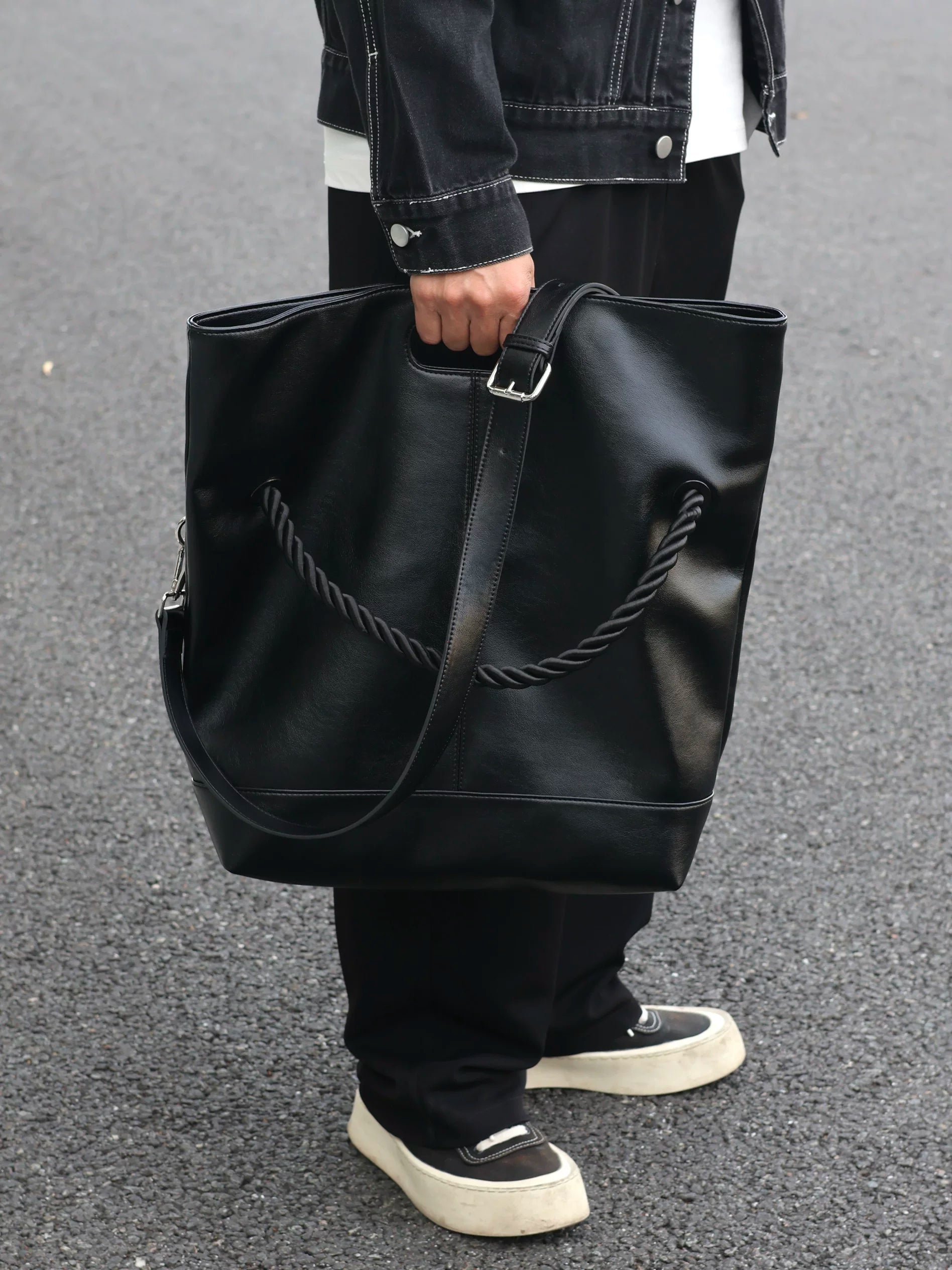 Men's Genuine Cowhide Leather Large Messenger Crossbody Bag