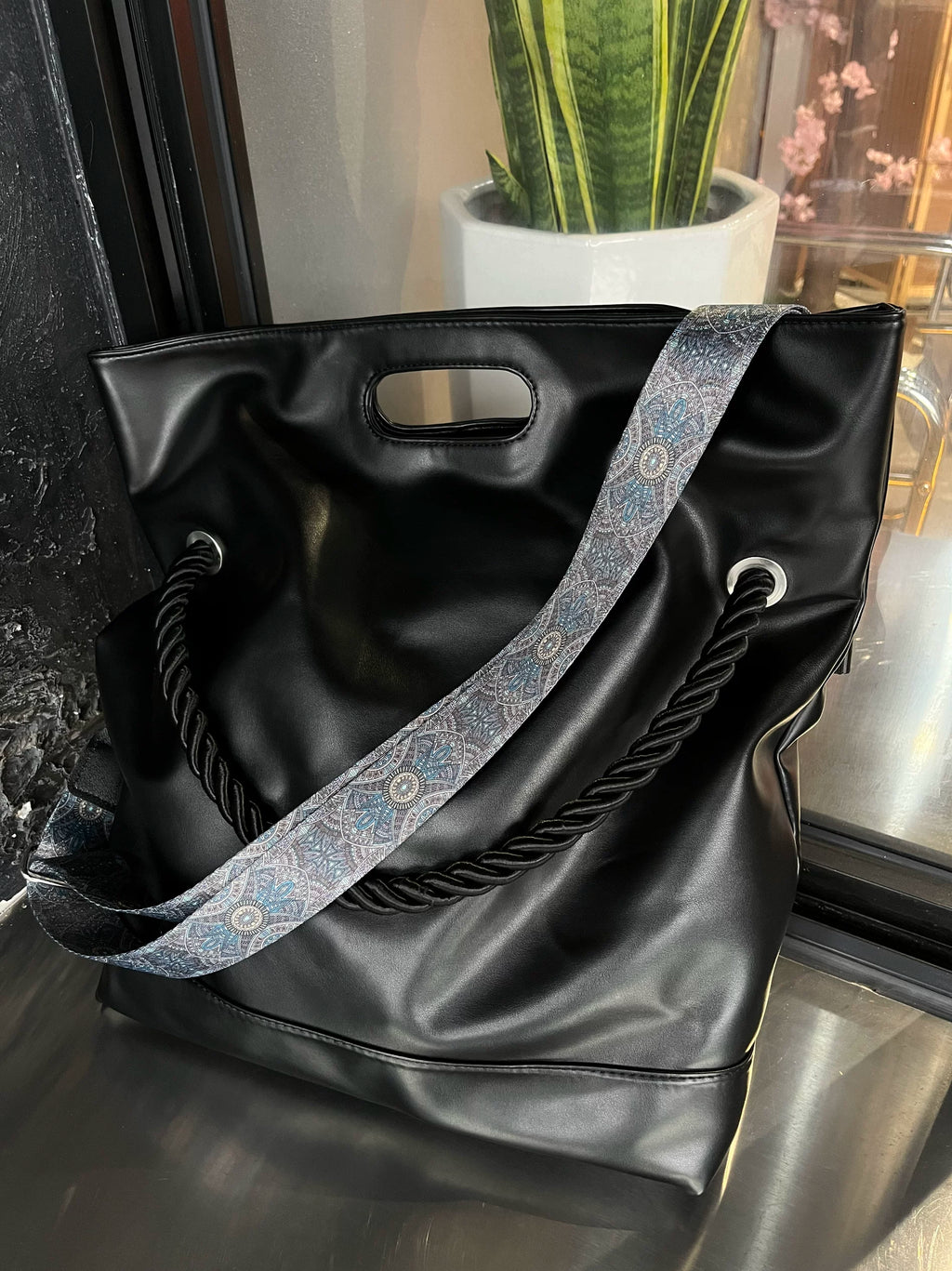 Extra large shoulder bag, sports sports bag, high-end