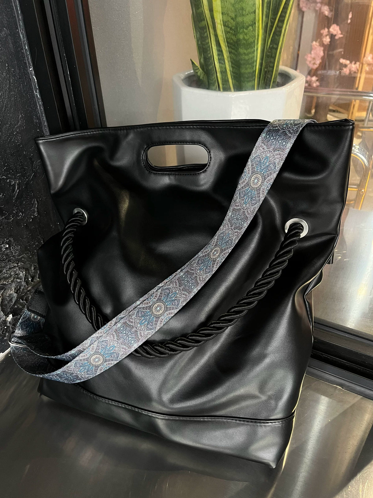 Extra large shoulder bag, sports sports bag, high-end