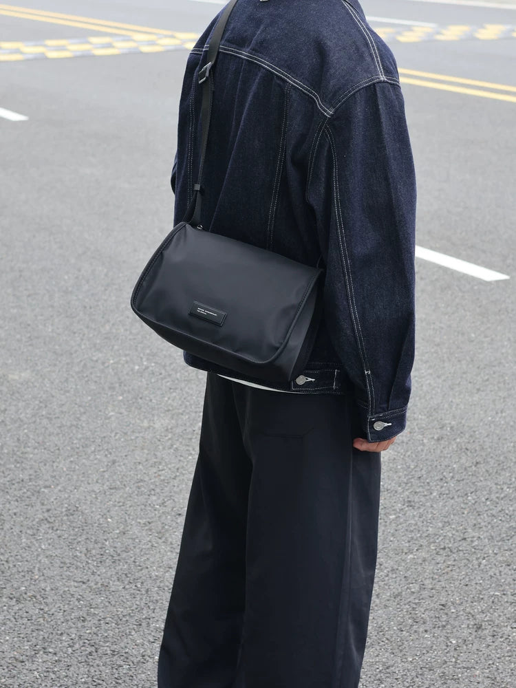 Men's Large Casual Commuter Crossbody Bag