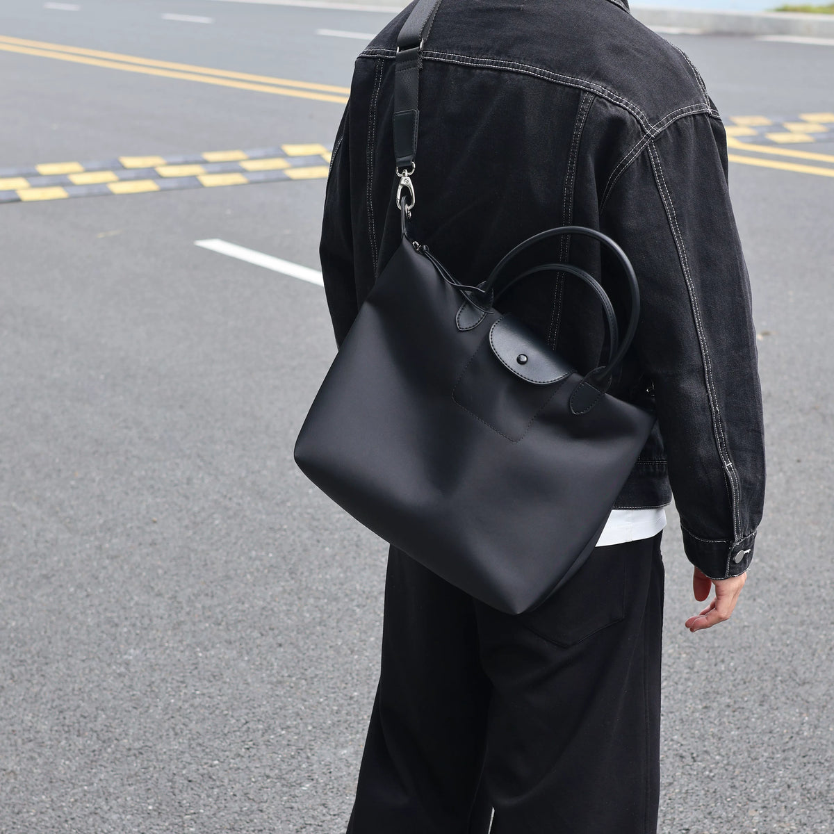 Unisex Casual Lightweight Hobo Shoulder Crossbody Bag