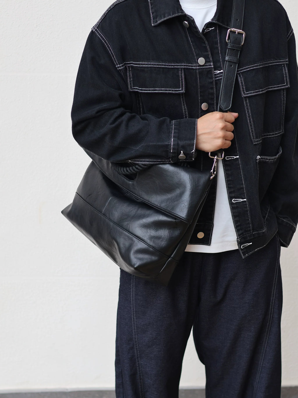 Men's Synthetic Leather Large Casual Commuter Crossbody Bag