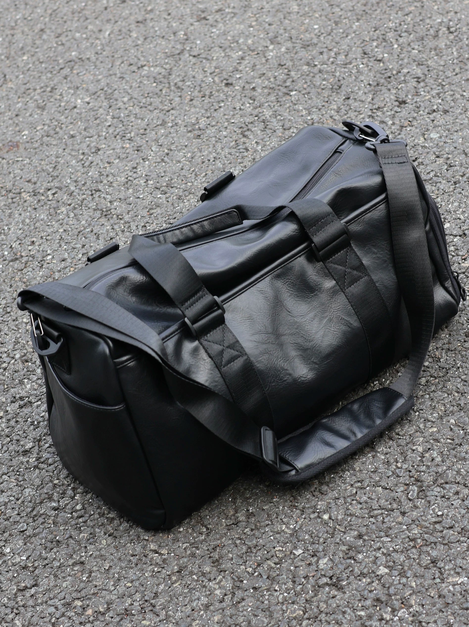 Unisex Dry and Wet Separation Large Capacity Crossbody Travel Bag