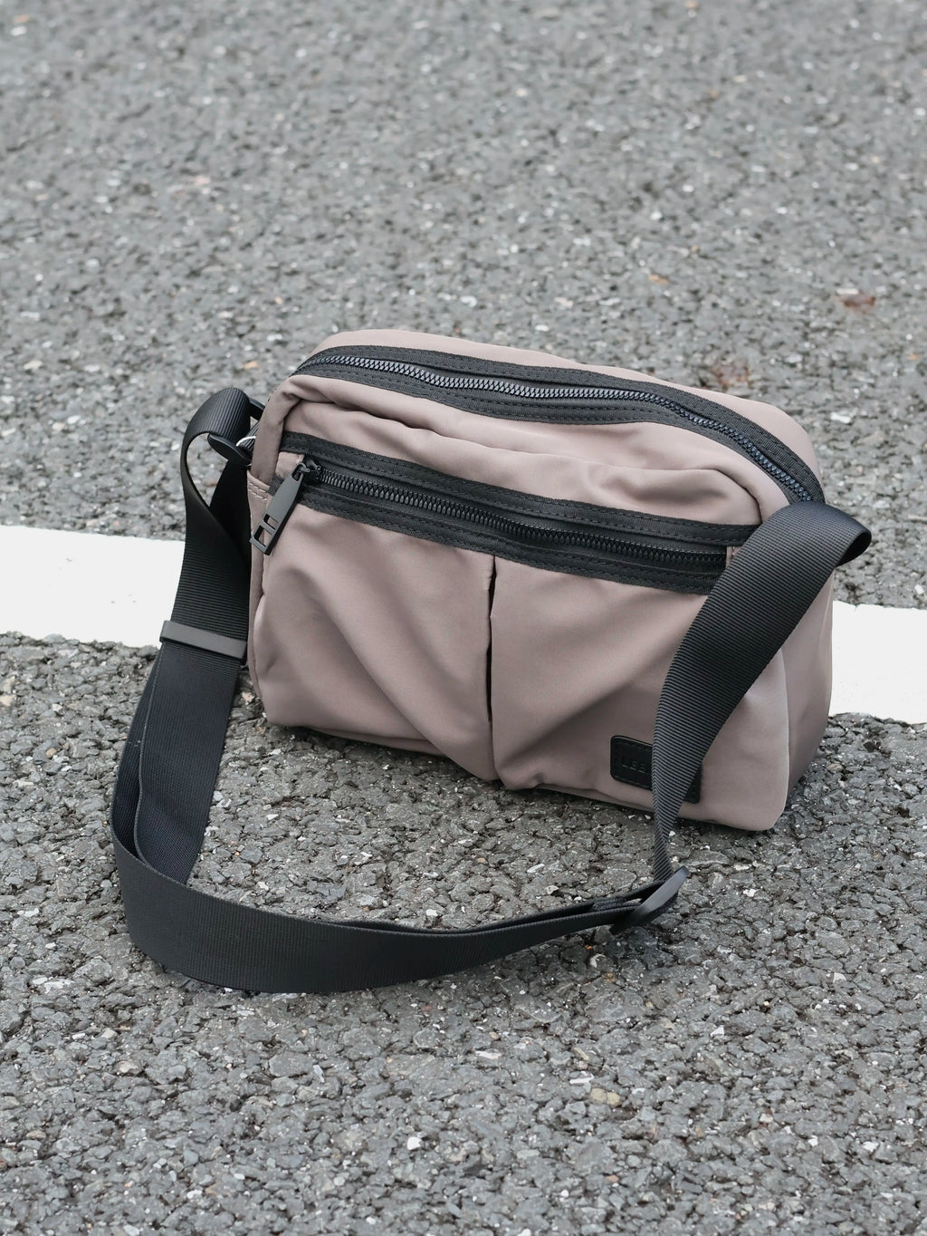 Men's Casual Commuter Waterproof Crossbody Bag