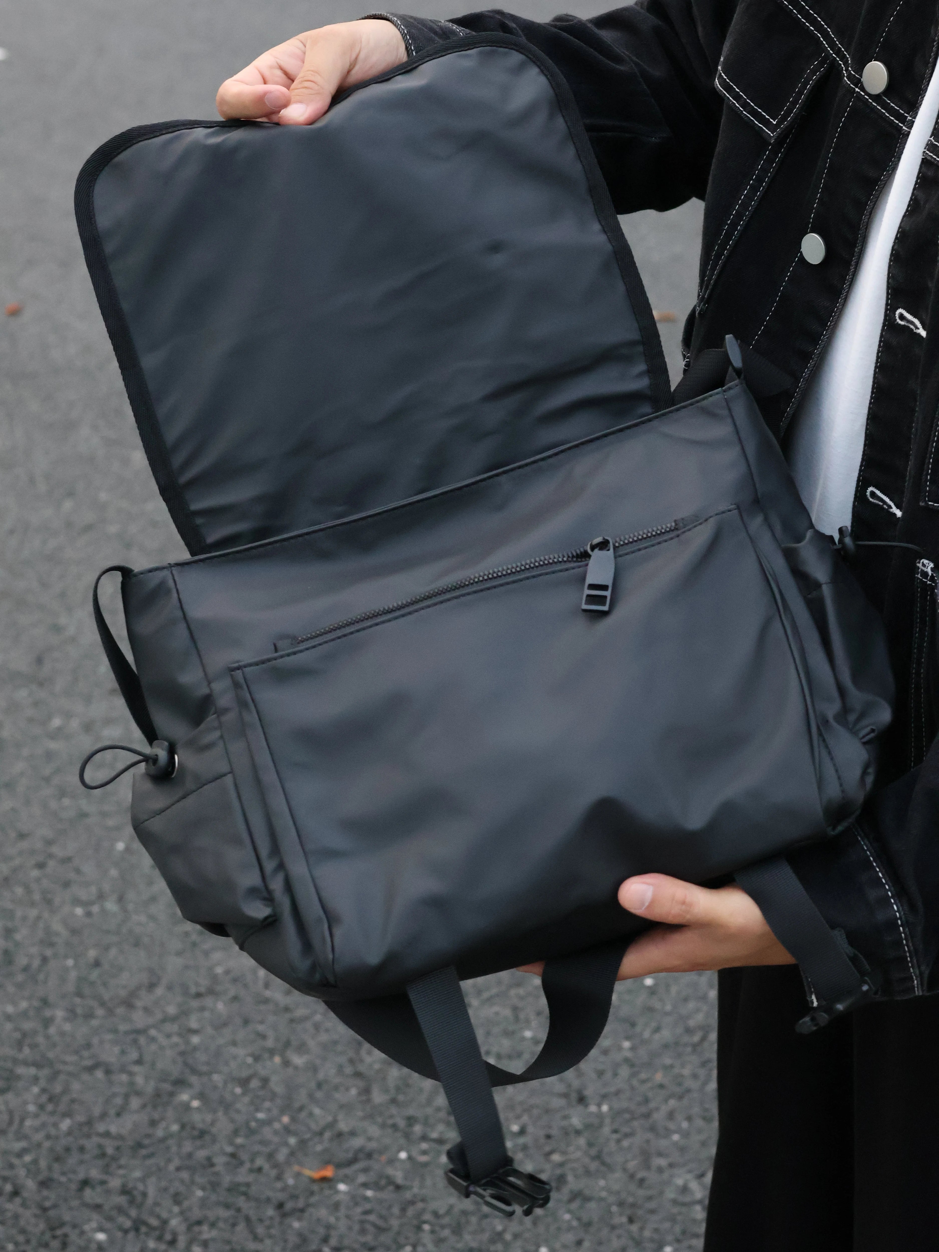 Men's Oxford Casual Commuter Messenger Crossbody Bag