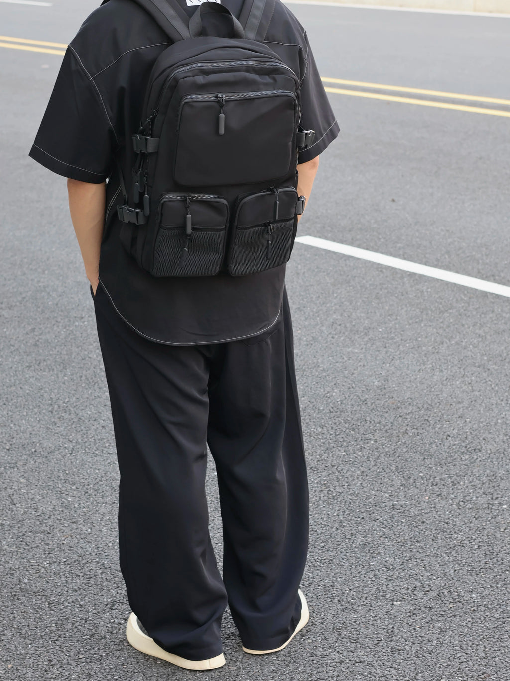 Men's Canvas Multifunctional Travel Laptop Commuter Backpack