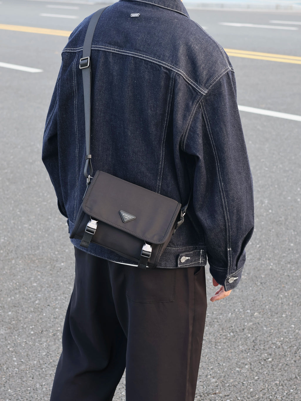 Men's Casual Commuter Crossbody Bag