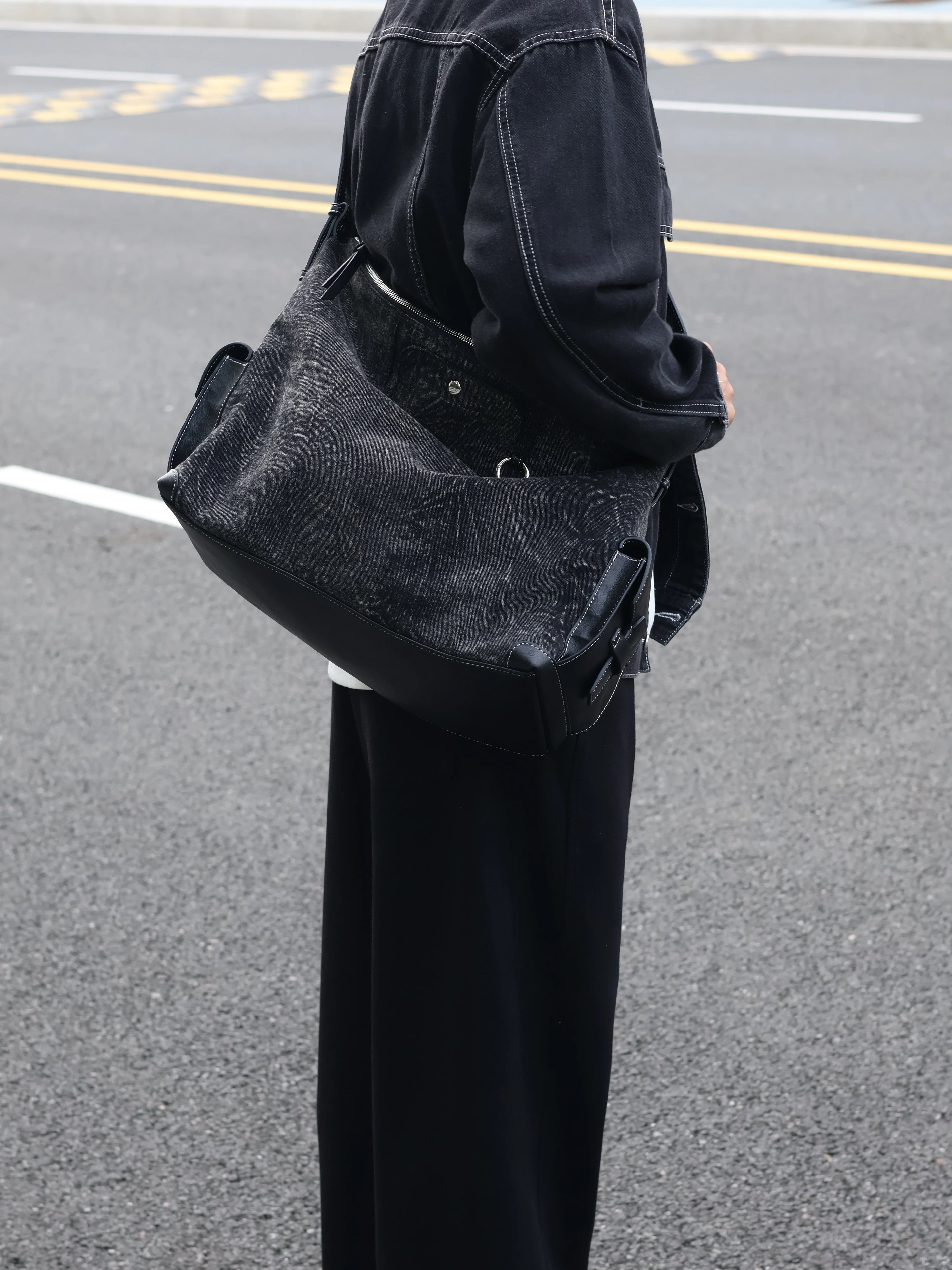 Men's Large Casual Commuter Crossbody Bag