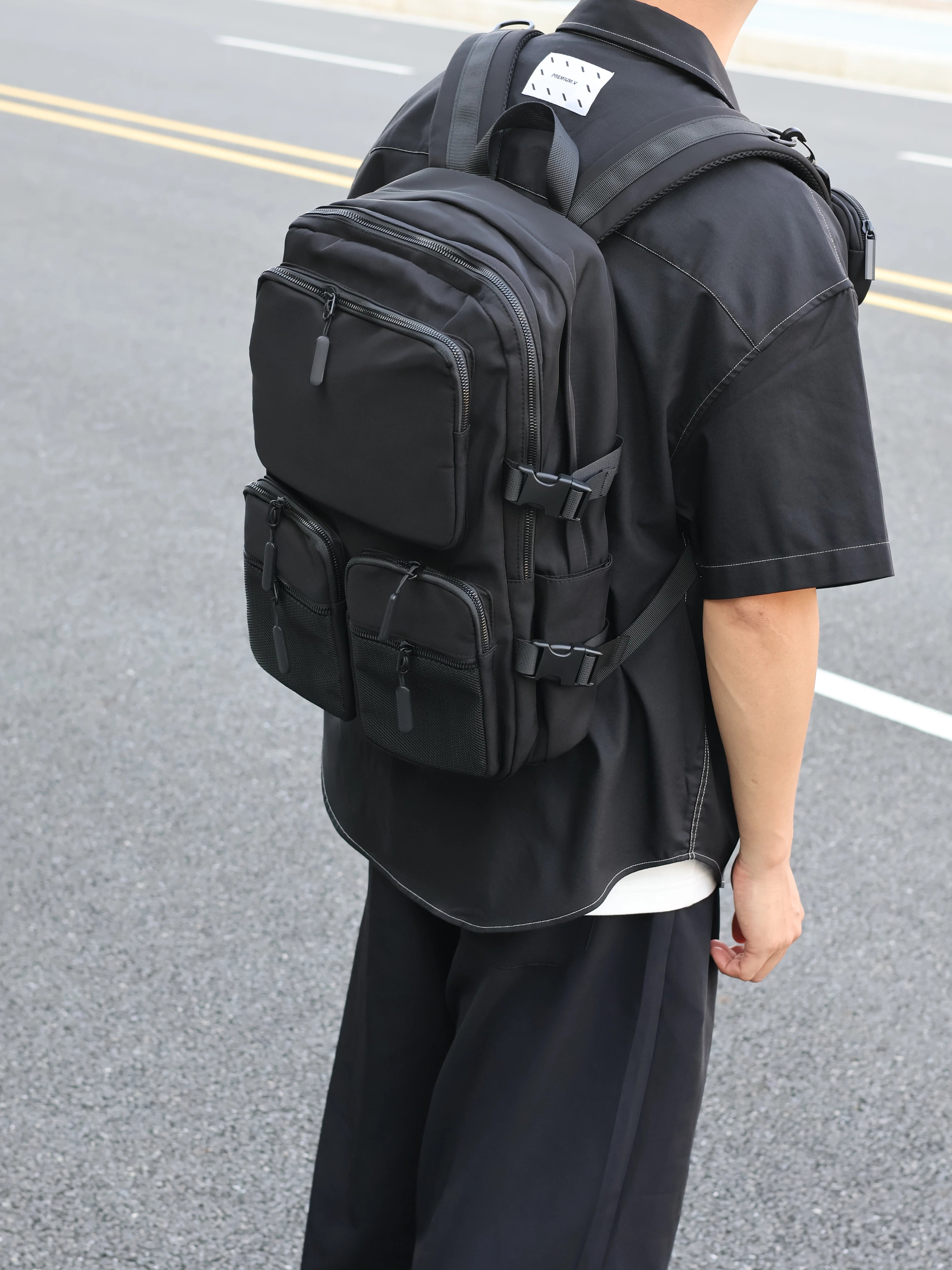 Men's Canvas Multifunctional Travel Laptop Commuter Backpack