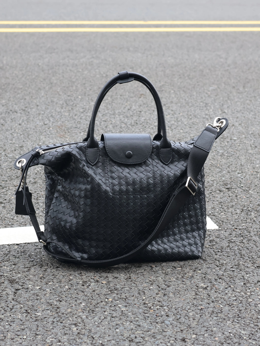 Men's Large Casual Woven Dumpling Crossbody Bag