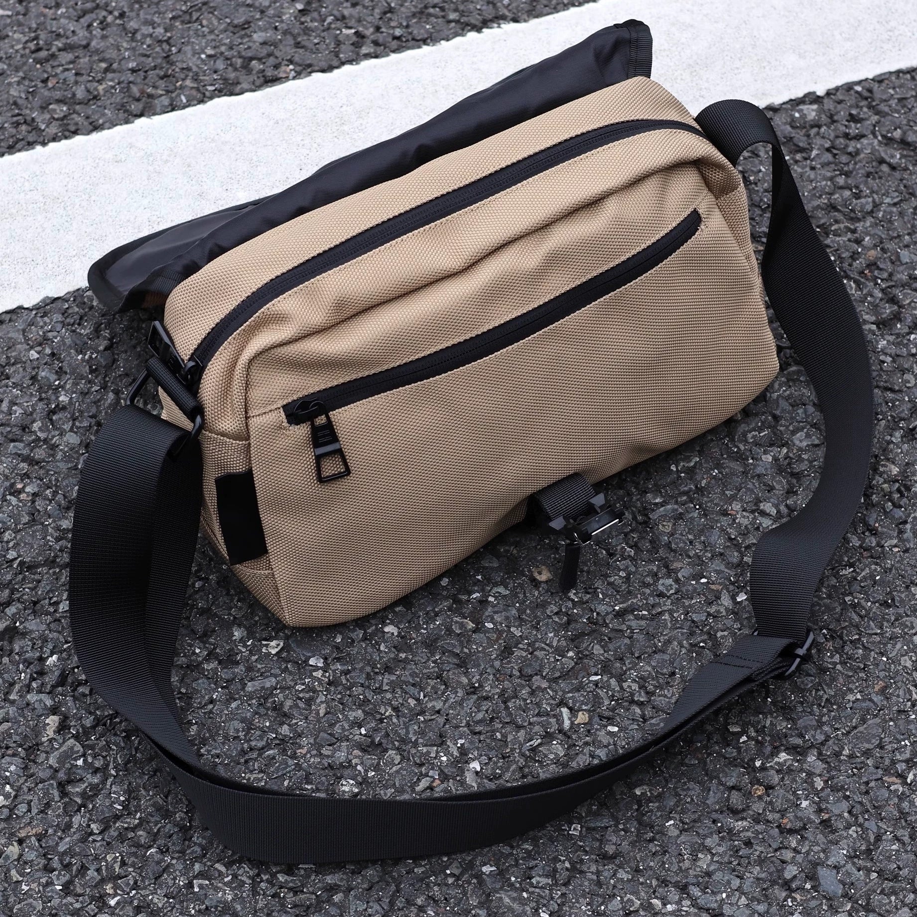 Men's Nylon Waterproof Casual Shoulder Crossbody Bag