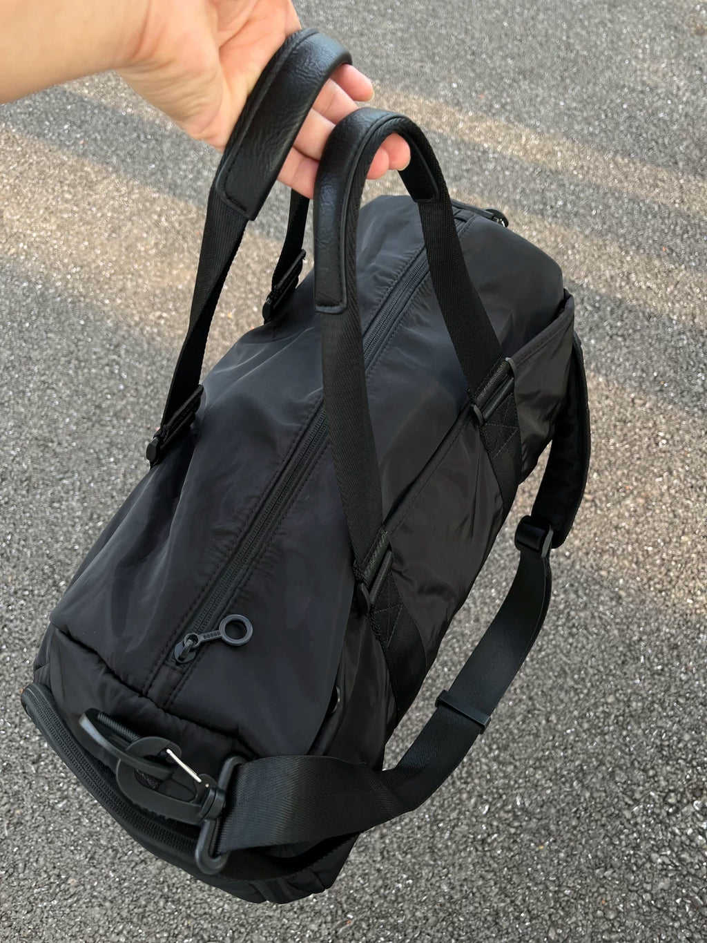 Unisex Dry and Wet Separation Large Capacity Crossbody Travel Bag